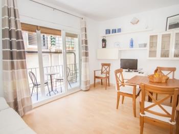 MONEMBASIA Apartment